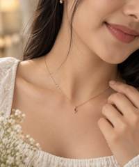 Alia Garland Diamond Pendant
