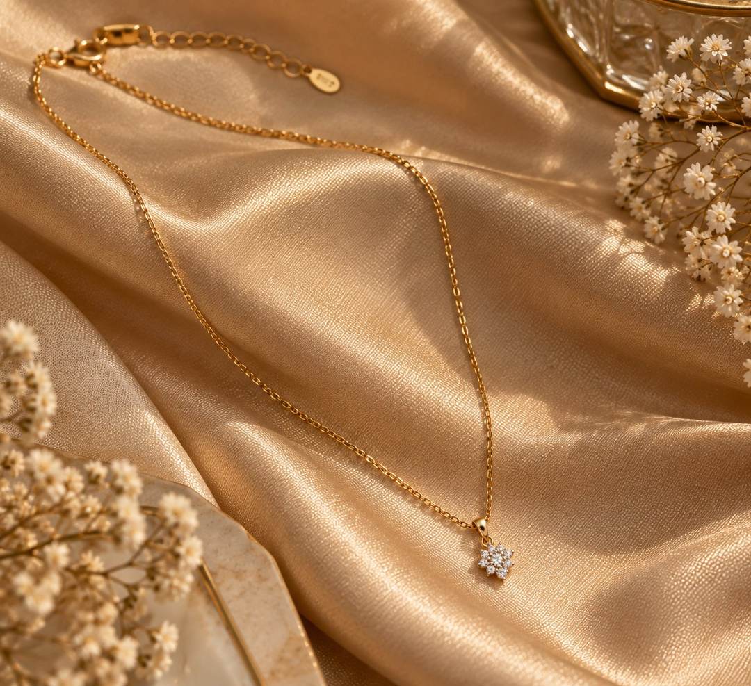 Amna Twist Diamond Pendant