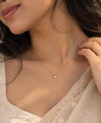 Amna Twist Diamond Pendant