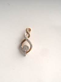 Aseel Teardrop Diamond Pendant