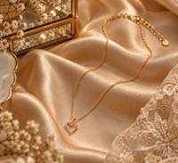 Fatima Trellis Diamond Pendant