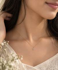 Hessa Cascade Diamond Pendant