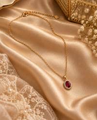 Maha Loop Diamond Pendant