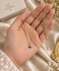 Noof Ribbon Diamond Pendant