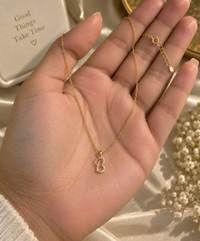 Rahaf Orbit Diamond Pendant
