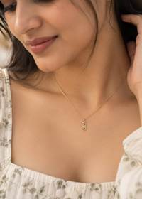 Sara Bud Diamond Pendant