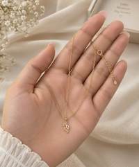 Shaikha Arch Diamond Pendant