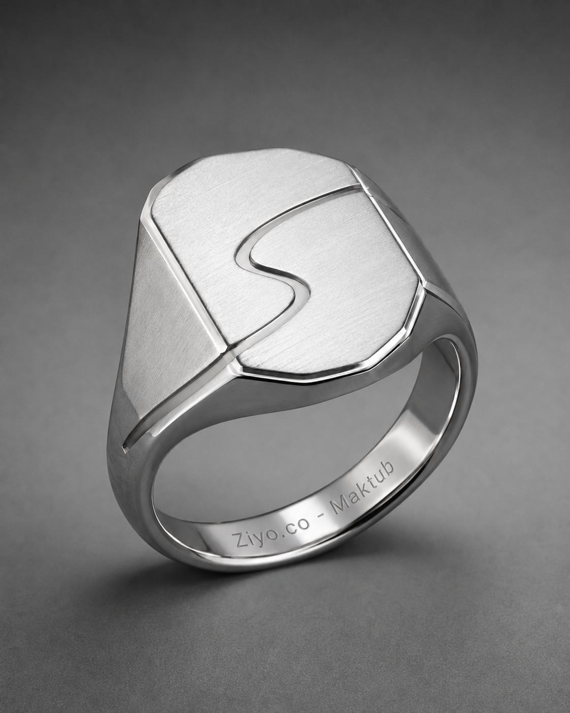 Maktub Signet